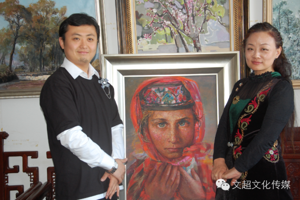 <b>油画家燕娅娅到访《艺术天成》杂志社并赠送作品留念</b>
