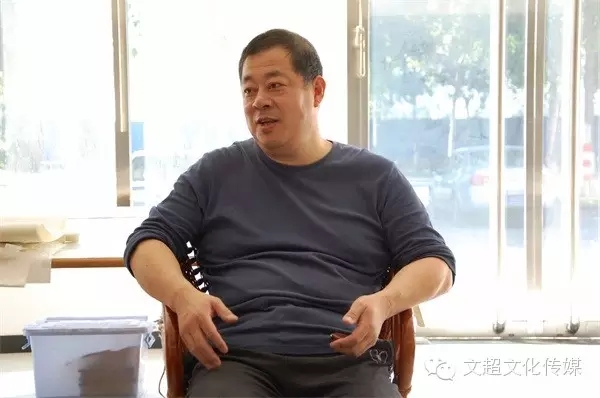 《艺术天成》杂志社社长杨文超拜访顺义区美协副主席李向军先生