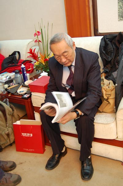 徐庆平先生阅览《艺术天成》
