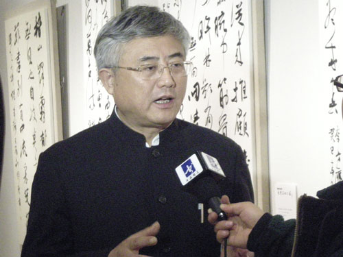 中国书法家协会分党组书记、驻会副主席赵长青