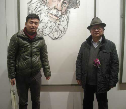 中央美术学院国画系教授王同仁老师与《艺术天成》记者合影