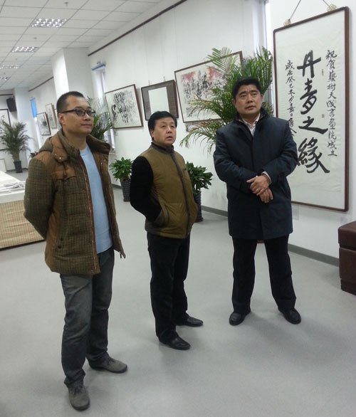 万全县委书记赵满柱参观艺术天成张家口工作站