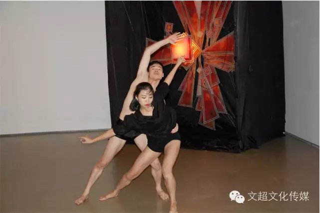 道茨的意念抽象——马列维奇黑方块之后......