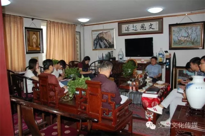 “文超传媒”召开 加强业务学习、提高专业水平研讨会