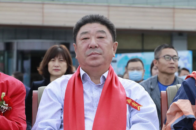 7富锦市人大副主任-李晓丹