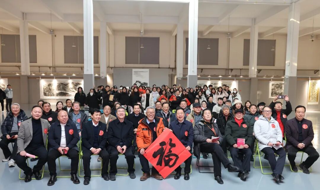 “神骥沧海踏春雷·万象天